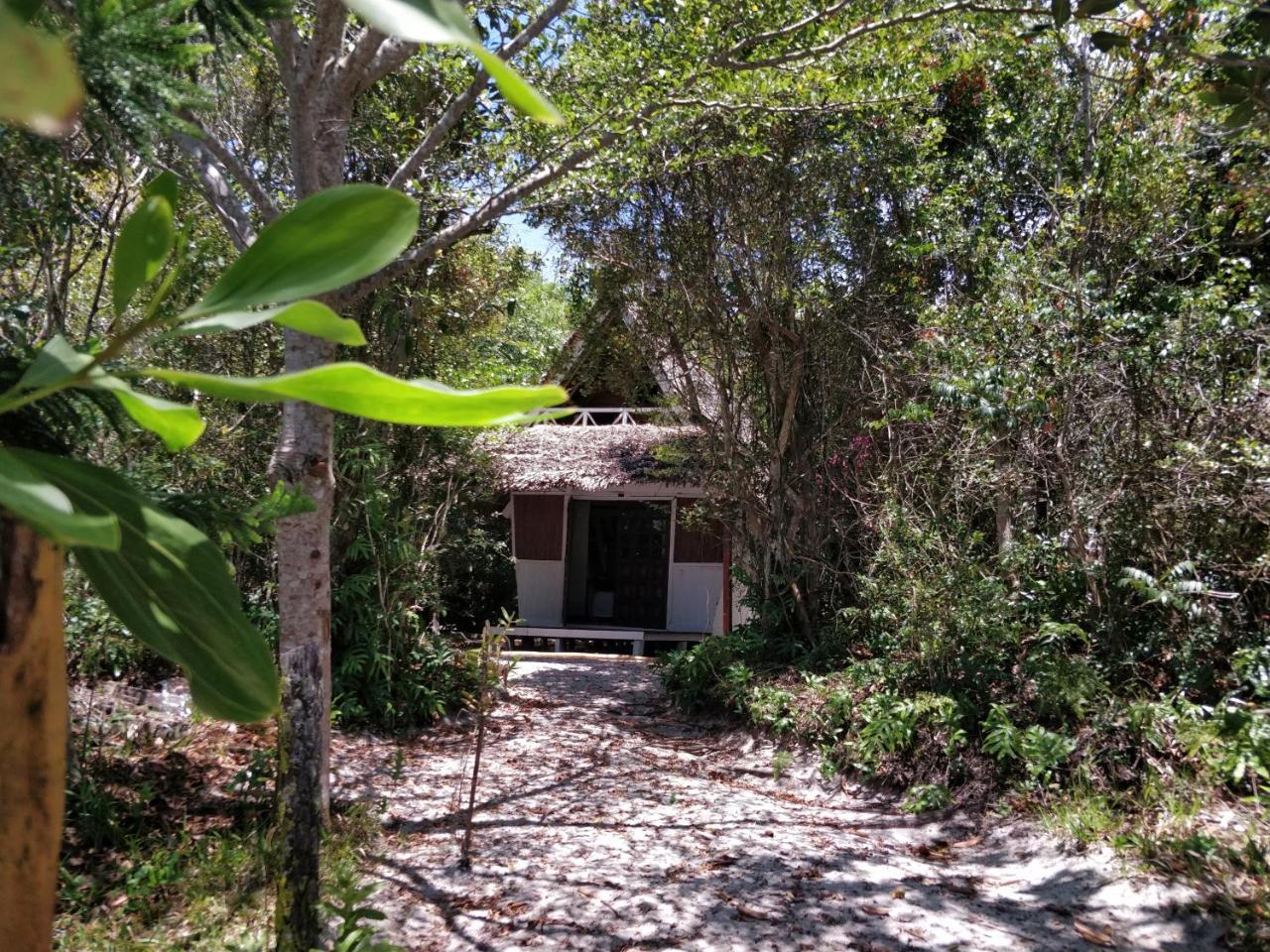Les Acacias Bungalows Manambolo Εξωτερικό φωτογραφία